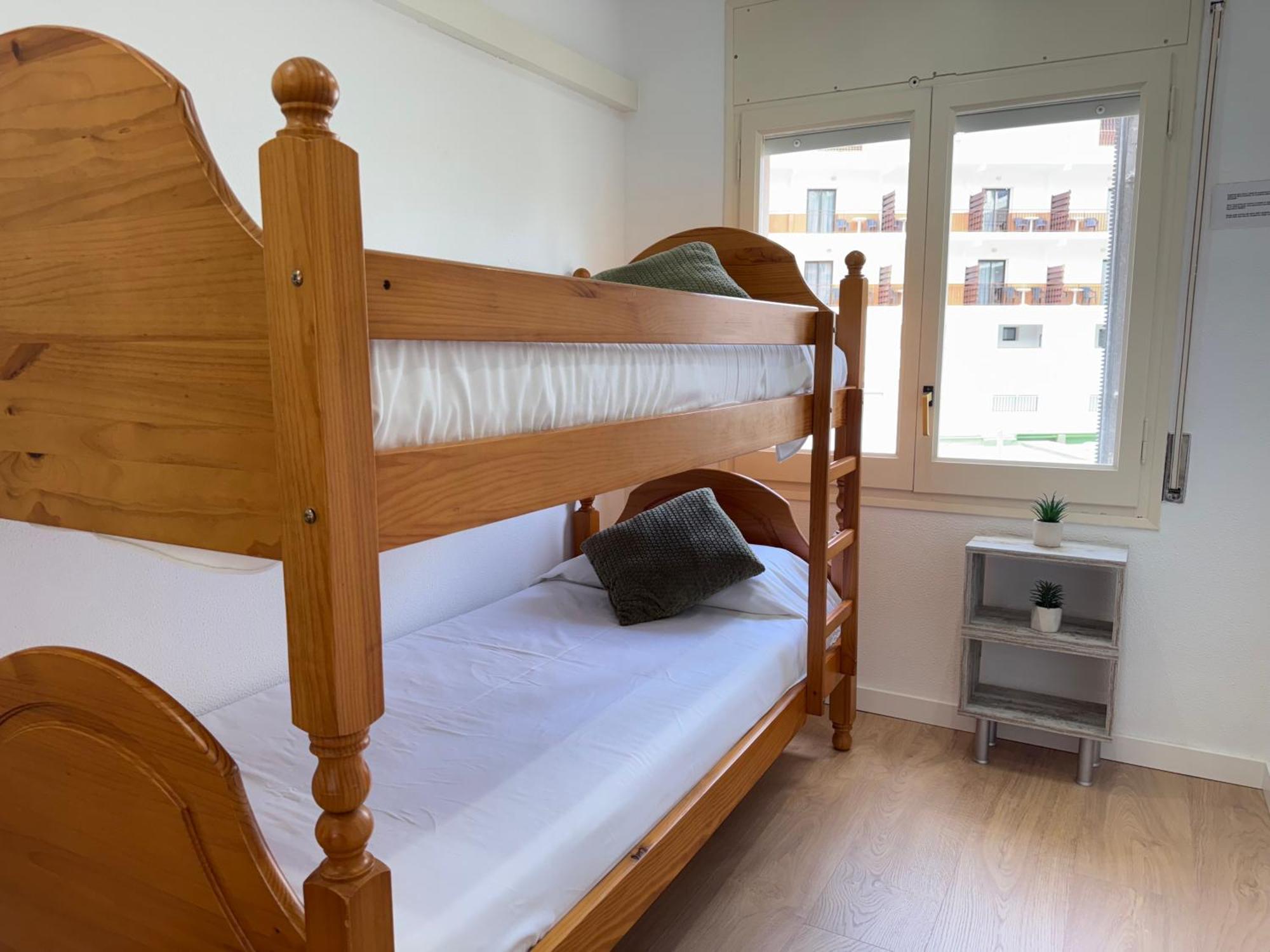 Agi El Moll De Roses Apartment Bagian luar foto